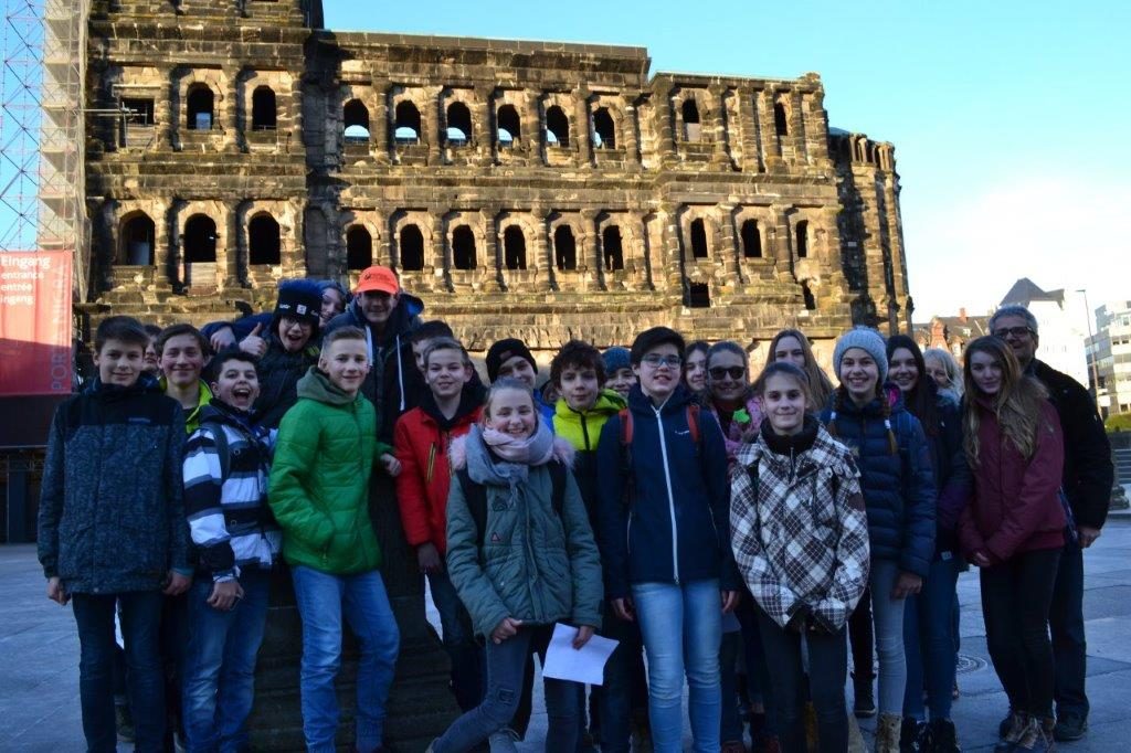 Schülerinnen und Schüler in Trier